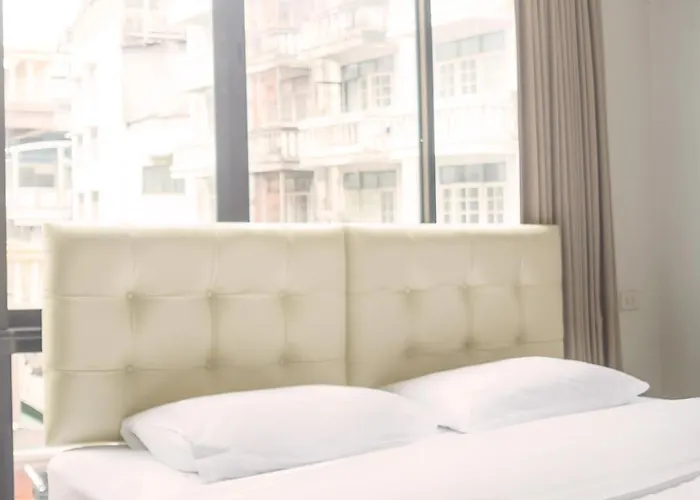 Hostal Le Bonheur Poshtel Bangkok