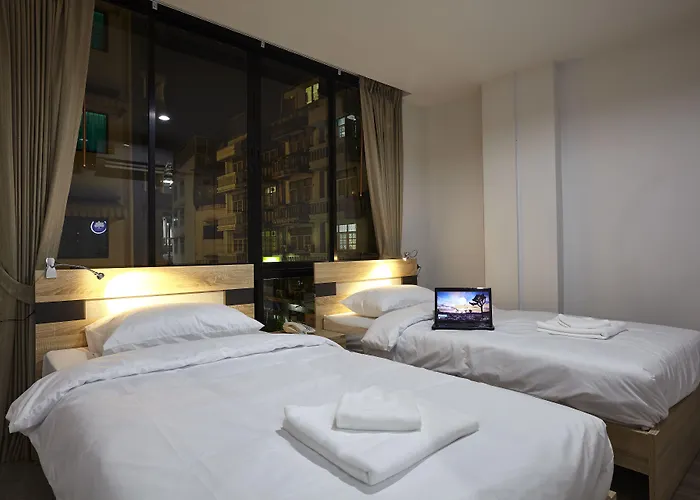 Le Bonheur Poshtel Hostal