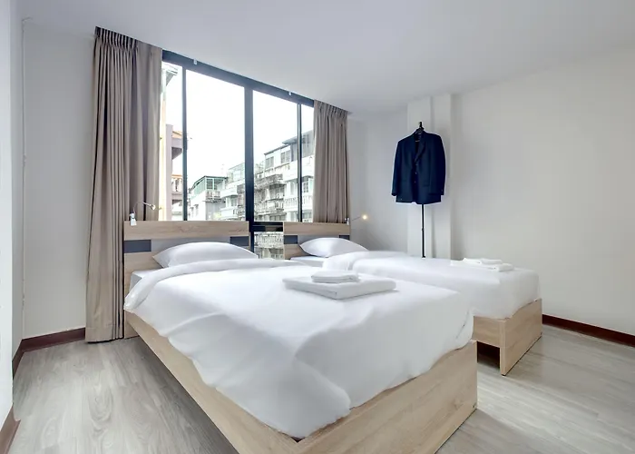 Le Bonheur Poshtel