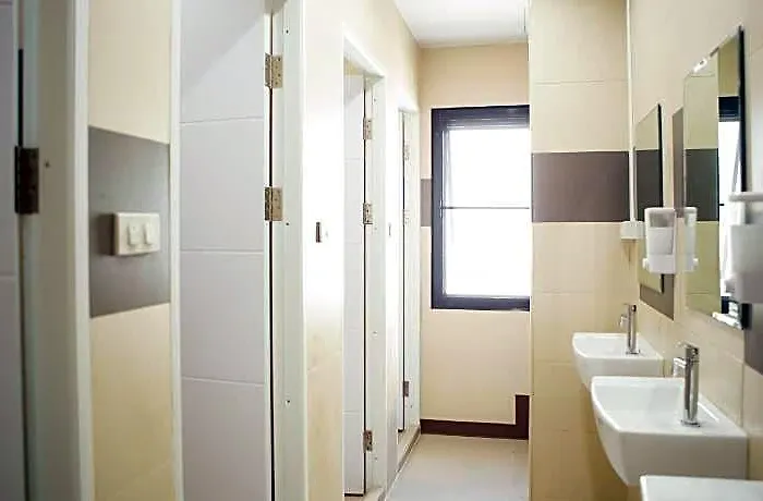 Hostal Le Bonheur Poshtel