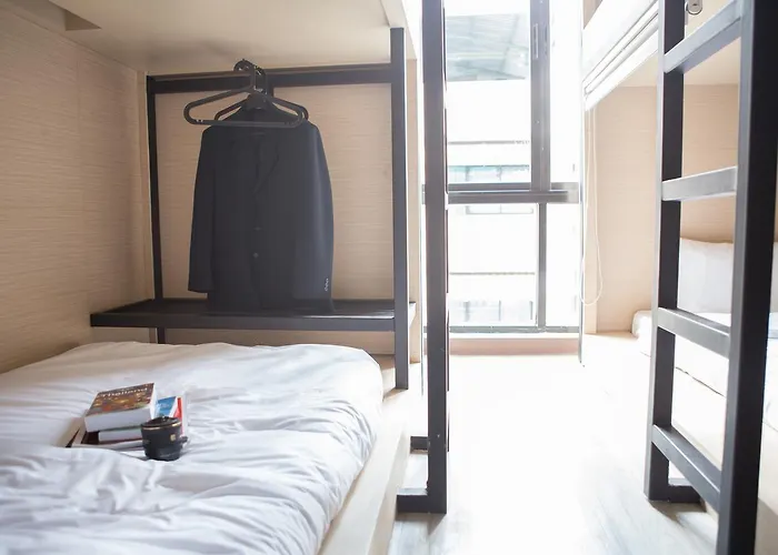 Le Bonheur Poshtel