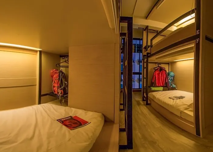 Hostal Le Bonheur Poshtel